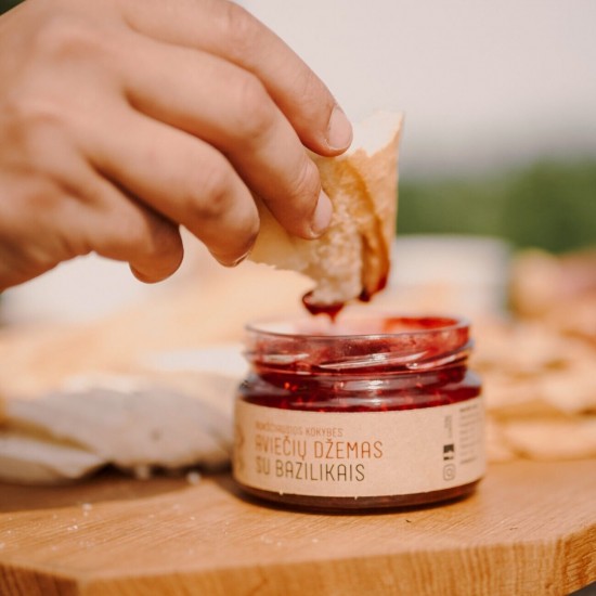 Aviečių džemas su bazilikais, 250 g Aviečių džemas su bazilikais, 250 g